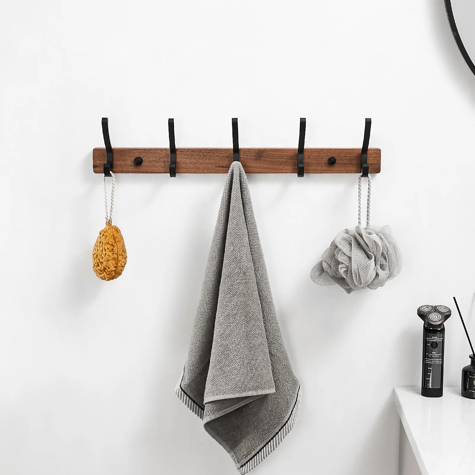 B.Guldens Black Wood Wall Hook Towel Rack