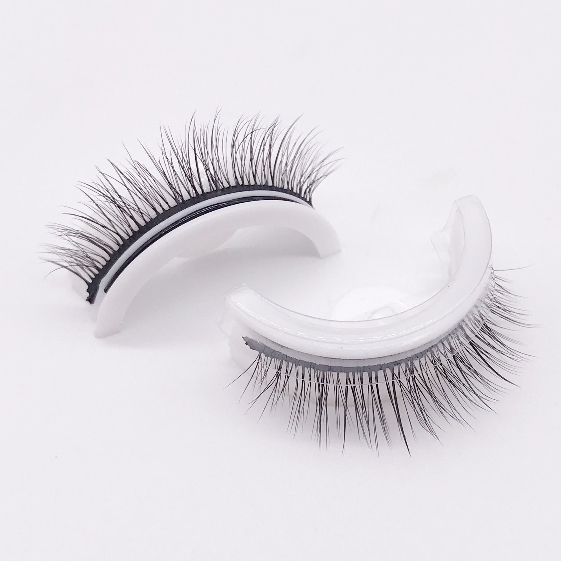 Waterproof – Reusable Self-Adhesive Eyelashes