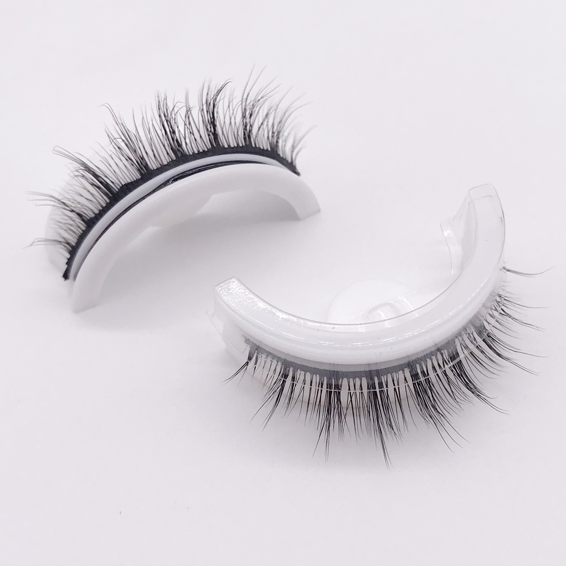 Waterproof – Reusable Self-Adhesive Eyelashes