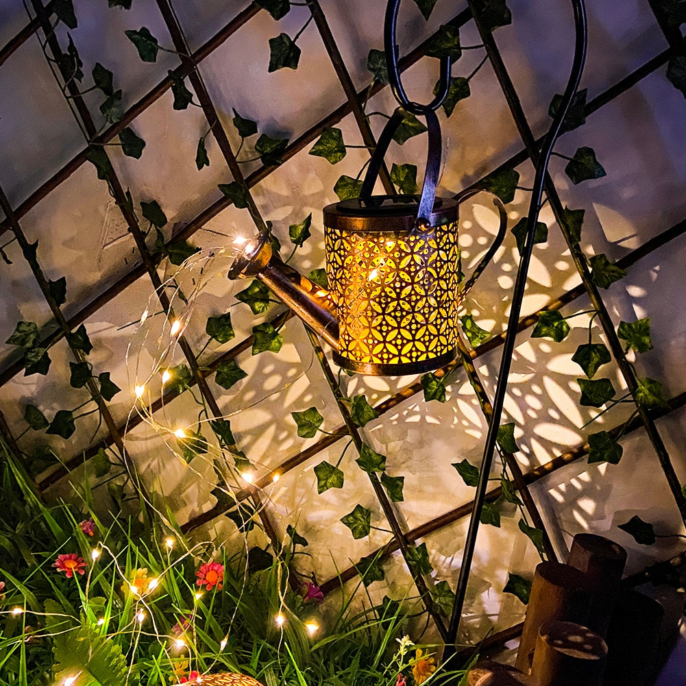 WATERING CAN SOLAR LAMP